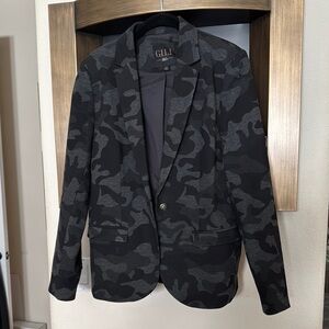 Women’s camouflage grey and black blazer